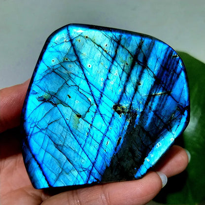 Small  Natural Stone Blue Labradorite Crystal Freeform Witchcraft Meditation Energy Feng Shui Crystal Room Decor