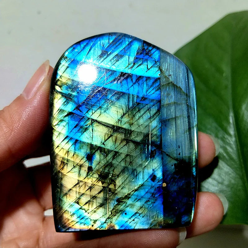 Small  Natural Stone Blue Labradorite Crystal Freeform Witchcraft Meditation Energy Feng Shui Crystal Room Decor