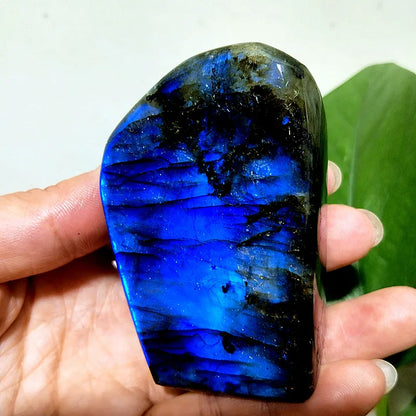 Small  Natural Stone Blue Labradorite Crystal Freeform Witchcraft Meditation Energy Feng Shui Crystal Room Decor