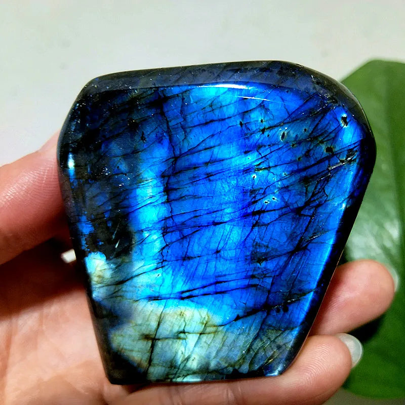 Small  Natural Stone Blue Labradorite Crystal Freeform Witchcraft Meditation Energy Feng Shui Crystal Room Decor